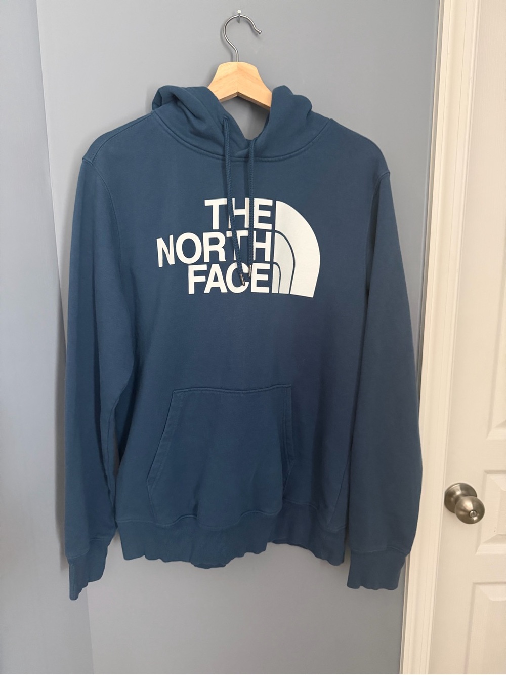 The North Face Men’s Teal Blue Logo Hoodie